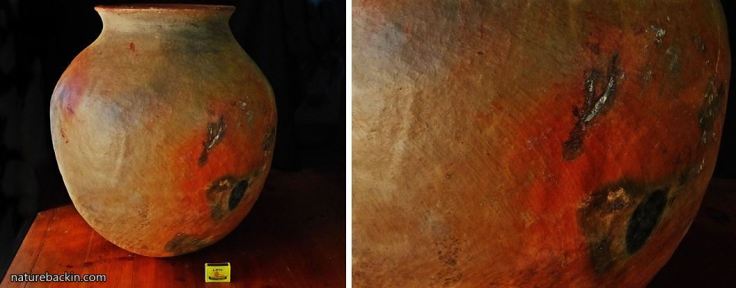 A large pot, traditionally used to store water, from near Inhambane, Mozambique